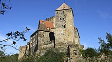 Hrad Hardegg kousek za hranicemi v rakouském Podyjí bývá zp�ístupn�ný jen...