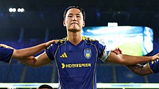 Fotbalista Jung Seung-hyun s dcerou a synem