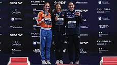 Barbora Seemanová (uprost�ed) se raduje ze zlata na mistrovství Evropy na 200...