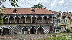 Cílem první fáze archeologického pr�zkumu bylo p�edev�ím ov��ení stavu...