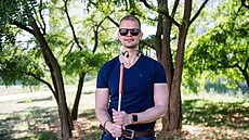 Martin Krumpholc d�lá navzdory svojí slepot� maséra.