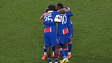 Radost fotbalist� PSG. Po roce obhájili zisk Superpoháru UEFA.