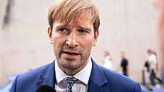 Ministr zdravotnictví Adam Vojt�ch p�ed jednáním s ministryní financí Alenou...