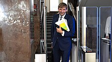 Adam Vojt�ch po jednání s ministryní financí Alenou Schillerovou (19. srpna...