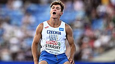 Desetiboja� Vilém Stráský ve skoku do vý�ky na mistrovství sv�ta v Birminghamu
