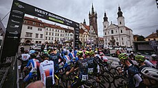 Peloton West Bohemia Tour na startu 2. etapy v Klatovech.