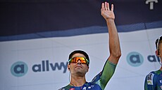 Mikel Landa p�i týmové prezentaci p�ed startem etapy Czech Tour.