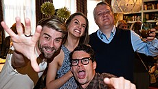 Marek Lambora, Michaela Pet�eková, Tomá� Je�ábek a Filip B�ezina v seriálu Bo�í...