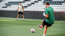 Fotbalisté Hradce Králové trénují v Besiktasi p�ed pohárovou odvetou.
