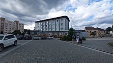 Hotel Schreiner stojí na volarském nám�stí.