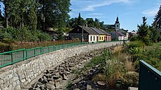 Vyschlé koryto �eky Svitavy ve Svitavách. (16. srpna 2026)