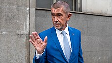 Premiér Andrej Babi� po jednání s ministryní financí Alenou Schillerovou (19....