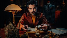 Vojt�ch Kotek v reality show Zrádci 3 op�t p�edstavuje hradního pána.