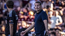 Spar�anský trenér Brian Priske b�hem utkání s Teplicemi.