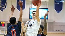 Erik Timko v dresu univerzity Jefferson