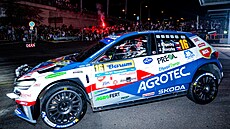 Jan Kopecký se svým vozem na trati Barum Czech Rally.