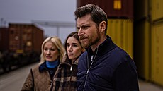 Helena Dvo�áková, Marta Dancingerová a David �vehlík v seriálu Kriminálka And�l...