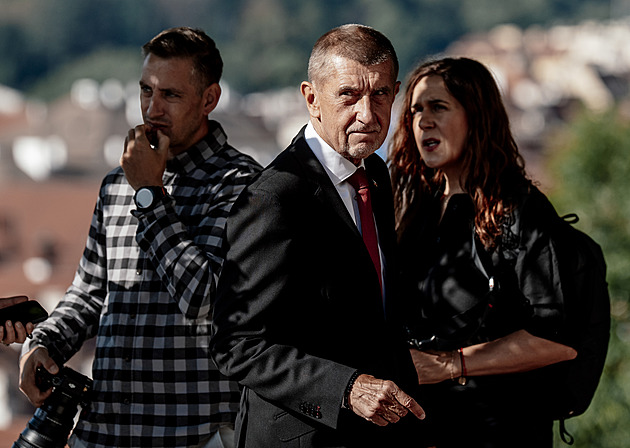 Czech PM Babiš Criticizes Intelligence Services Over Poland Disinformation