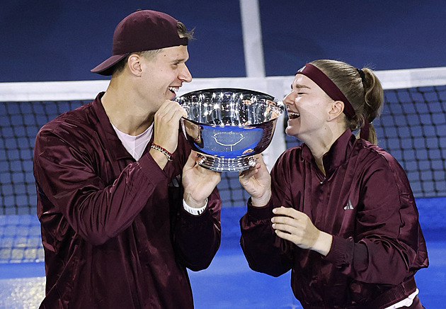 Opinion: The Paradox of Mixed Doubles Success – Menšík and Muchová Win Grand Slams, But Not the Ones They Want