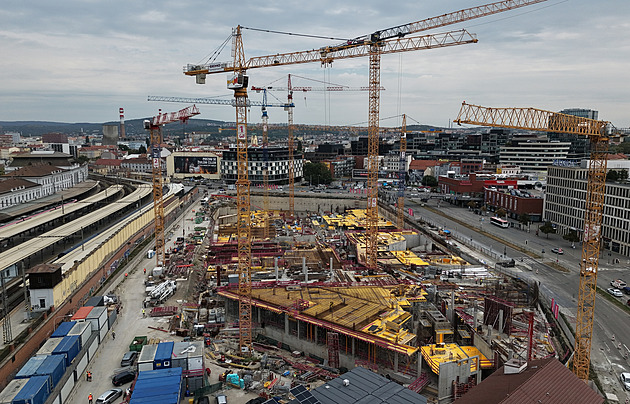 Brno Development Project at Former Prior Site Reaches Midpoint