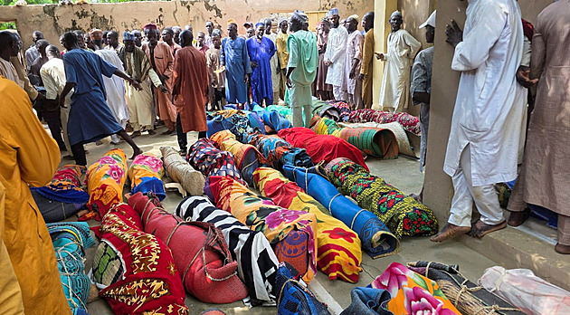 Boat capsizes in northwest Nigeria; many children among dozens of victims