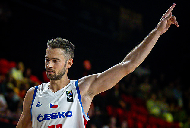 EuroBasket je pro Čechy zase o krok dál. Po matném výkonu padli v Belgii