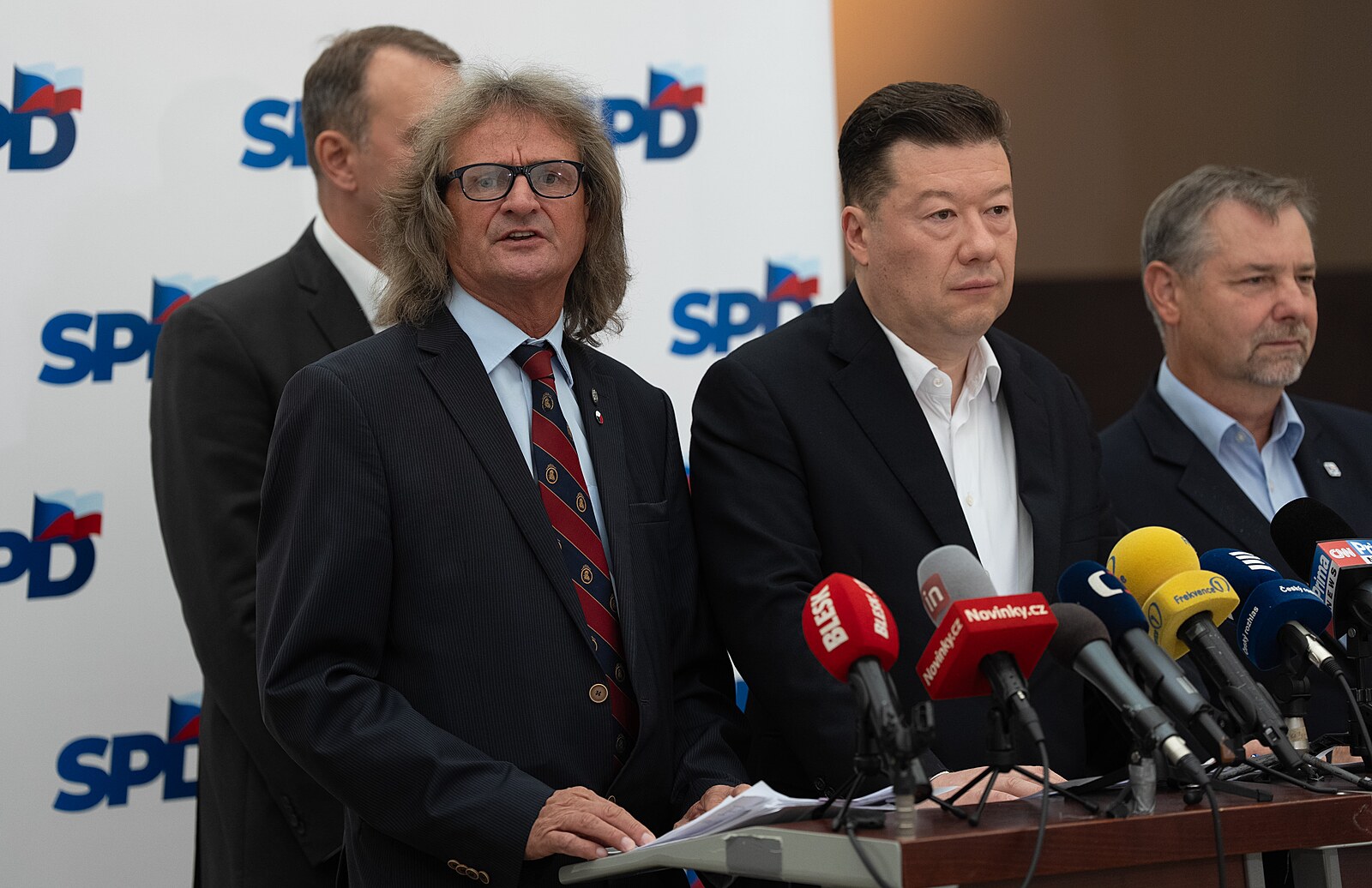 Okamurovy požadavky na nižší schodek jsou racionální. To není žádný protimluv | Názory