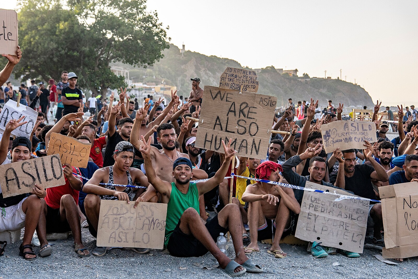 Data mluví jasně, nelegální migraci zvládáme, tvrdí eurokomisař Brunner