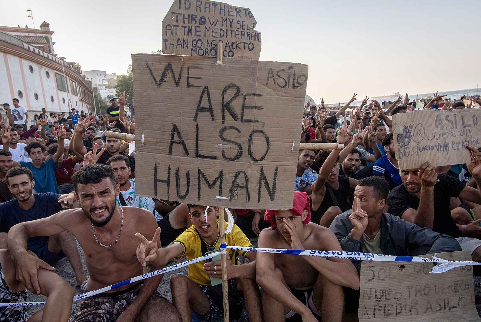 Státy EU definitivně schválily přísnější pravidla pro návraty migrantů
