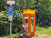 V T�e�ti najdete funk�ní telefonní budku. A m��ete si z ní zavolat.