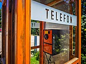 V T�e�ti najdete funk�ní telefonní budku. A m��ete si z ní zavolat.