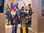 Cosplay a hostesky na veletrhu Gamescom 2026