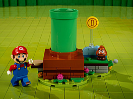 LEGO Super Mario
