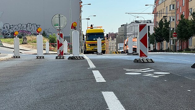 Rekonstrukce Plze�sk� ulice v Praze 5 je hotov�. (28. srpna 2026)