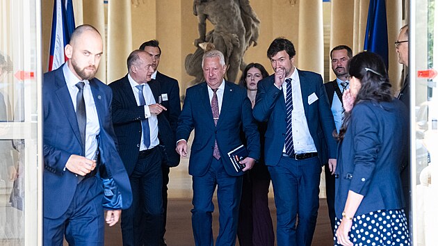 Jarom�r Z�na na v�ro�n� porad� vedouc�ch �esk�ch zastupitelsk�ch ��ad�. (24. srpna 2026)