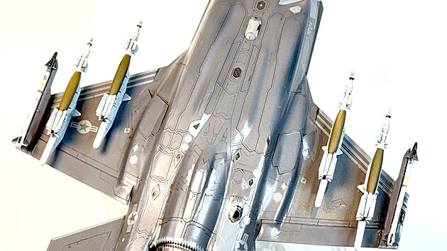 Lockheed Martin F-35A Lightning II (Tamiya 1/72)