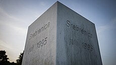 Památník masakru v Srebrenici.