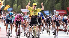 Matthew Brennan se raduje z vít�zství v páté etap� Vuelty.