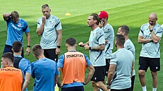 Nový plze�ský kou� Radoslav Ková� na tréninku p�ed zápasem s Crvenou zvezdou...
