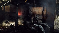 Po�ár zachvátil d�m v Rynolticích. (23. - 24. srpna 2026)