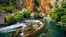 Jen n�kolik kilometr� od Mostaru se ukrývá vesnice Blagaj. Její nejv�t�í...