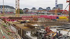 Nová výstavba na míst� Prioru u nádra�í v Brn� je v polovin�, za�íná vyr�stat...