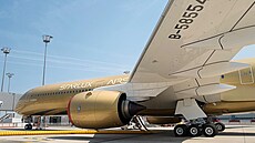 Zlatý Airbus A350-1000 spole�nosti STARLUX Airlines. Bude létat také do Prahy!