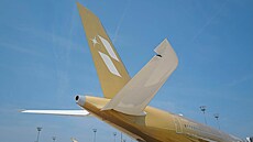 Zlatý Airbus A350-1000 spole�nosti STARLUX Airlines. Bude létat také do Prahy!