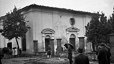 Nová synagoga v Uherském Brod� t�sn� po po�áru, který vypukl v noci z 30. na...