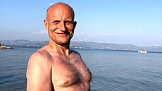 Ji�í Ployhar b�hem dovolené na �eckém Korfu. (srpen 2026)