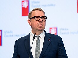 Ministr práce Ale� Juchelka (ANO) na tiskové konferenci po zasedání vlády. (31....