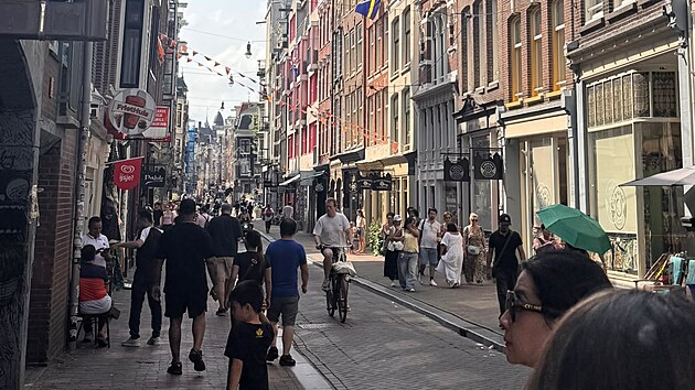 Bydlen� v Amsterdamu m� sv� kouzlo, bytov� situace ale nen� jednoduch�.
