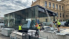 Práce na oprav� stropní desky nad vestibulem stanice metra Florenc (2026)