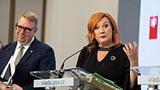 Ministryn� financí Alena Schillerová (ANO) na tiskové konferenci po zasedání...